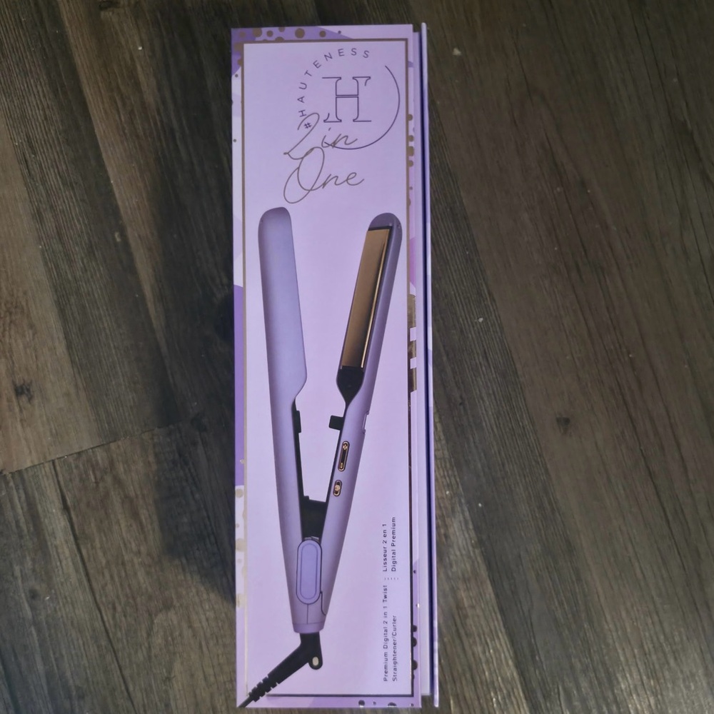 NWT - Hauteness - Zin One/Purple Hair Straightener